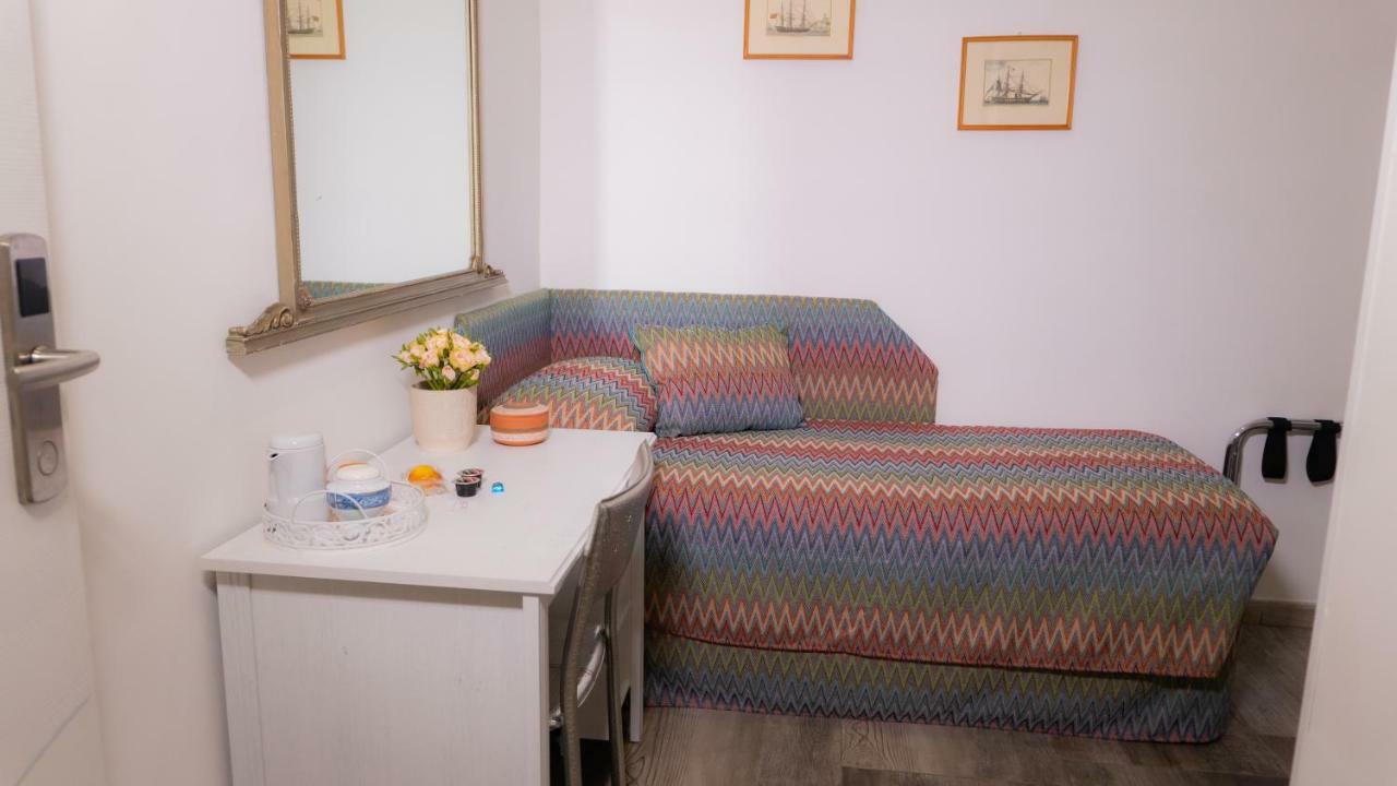 Aleandre Bed & Breakfast Фоджа Екстериор снимка